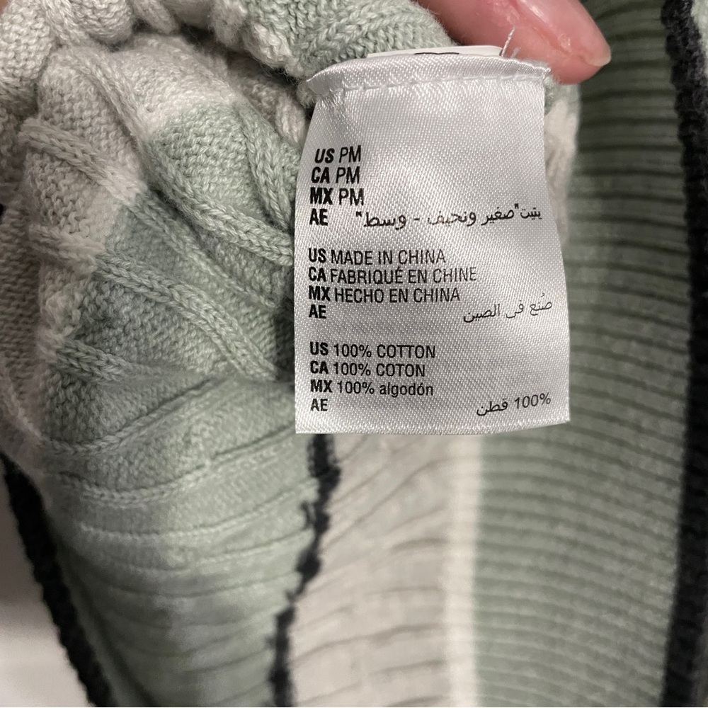 Karen Scott Women's Grey and Green Striped Long Sleeve V Neck Sweater Size Med P - Picture 7 of 7